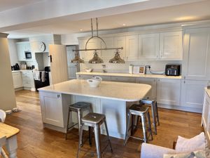 Photo 10- click for photo gallery